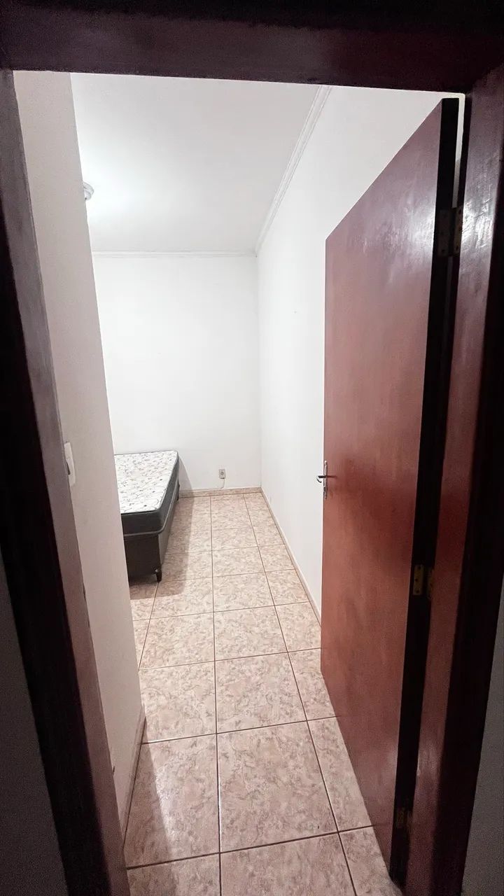 Quarto em casa compartilhada  - Foto 4