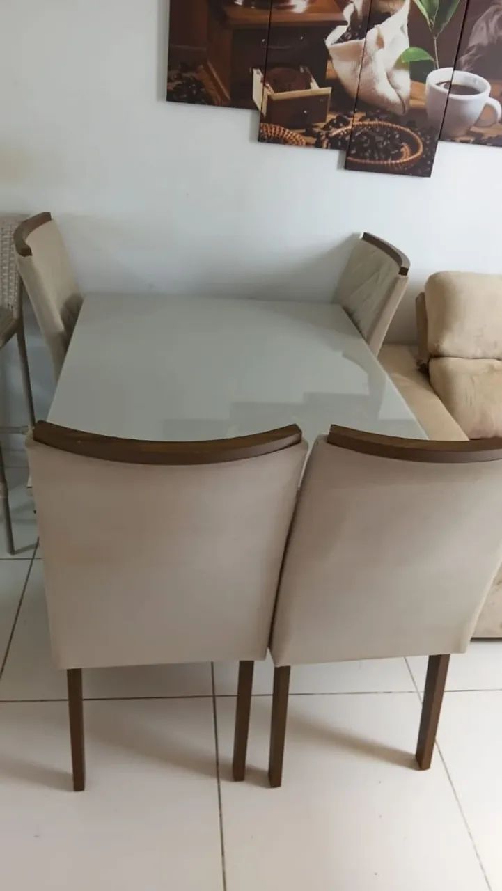 CONJUNTO DE MESA TAMPO EM VIDRO CONSERVADA!! - Foto 2