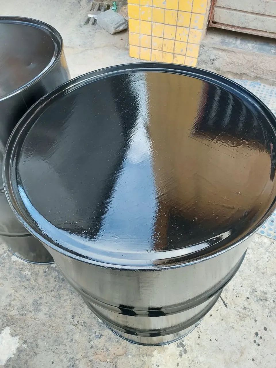 Tonel para depósito de bebidas 