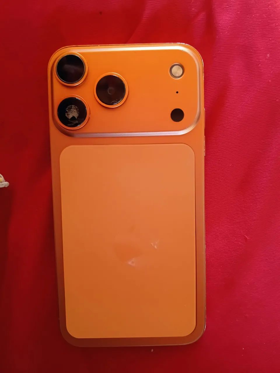iPhone 11 com a carcaça do 17 pro Max  - Foto 2