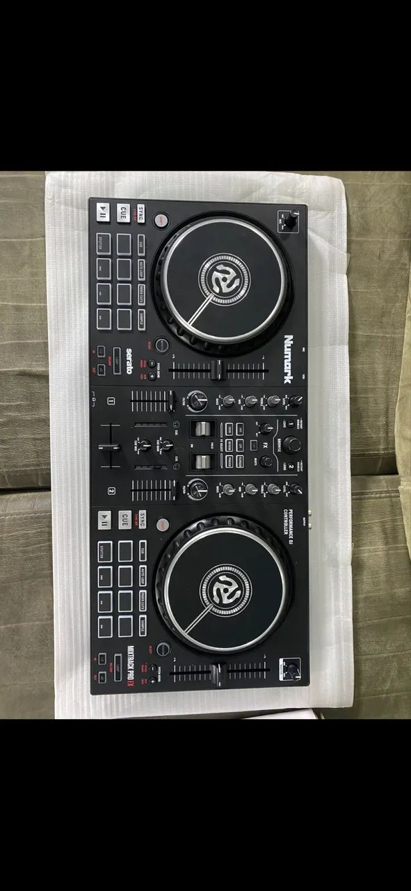 Mesa Controladora DJ Numark Mixtrack Pro FX - Foto 2