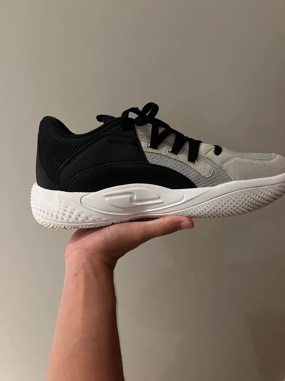 Tênis de basquete Puma Court Rider