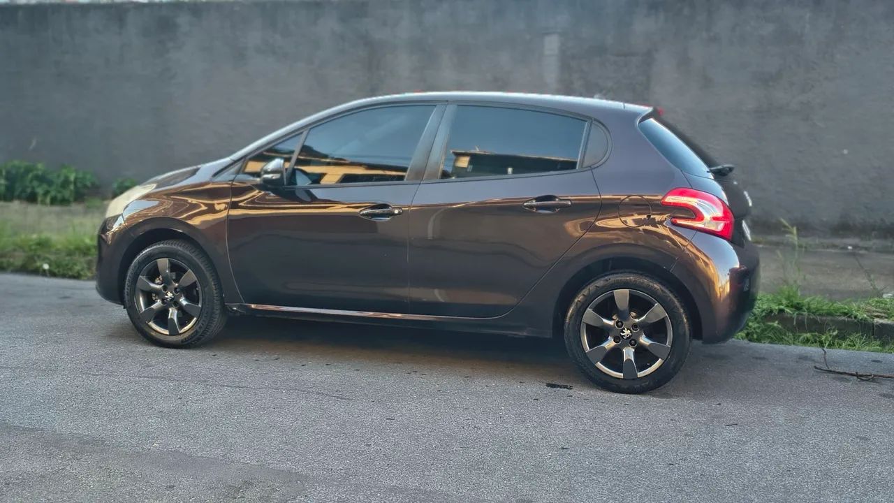 Peugeot 208 Active/active Pack 1.5 Flex 8V 5P 2015 - Foto 5