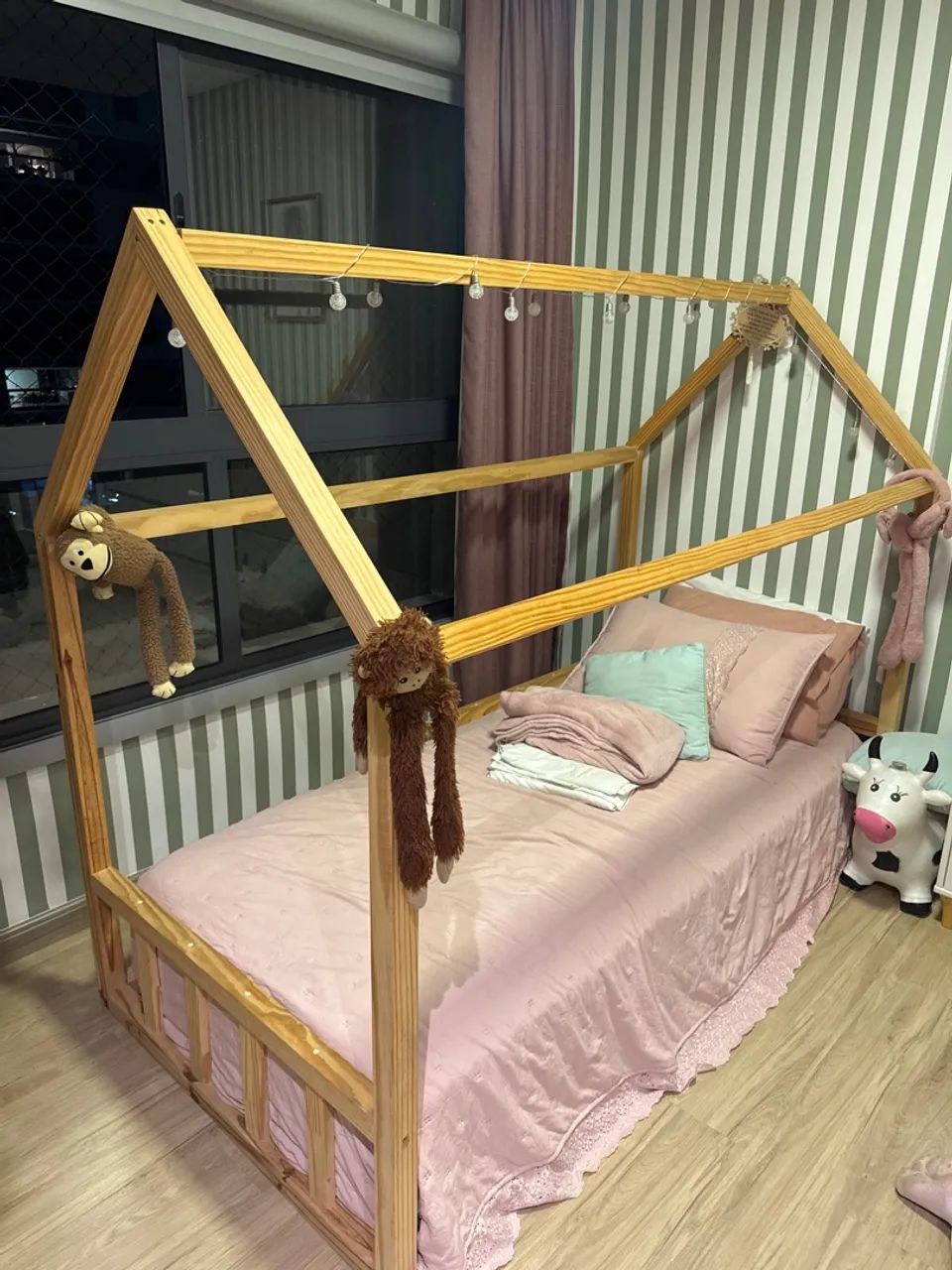 Cama infantil solteiro casinha 