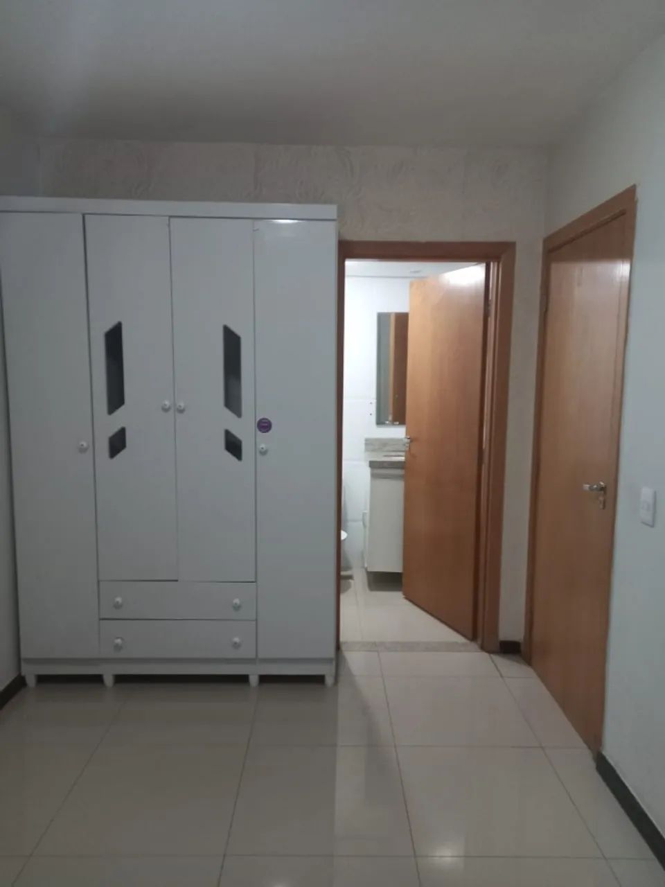 Alugo otimo apto com sala, suite, cozinha e garagem no edificio Modern Life. - Foto 4