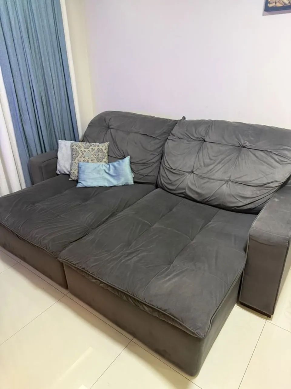 Vendo sofá reclinável, que vira cama. 2,45m - Foto 2