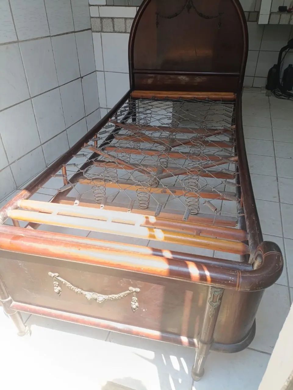 Cama de madeira maciça - Foto 3
