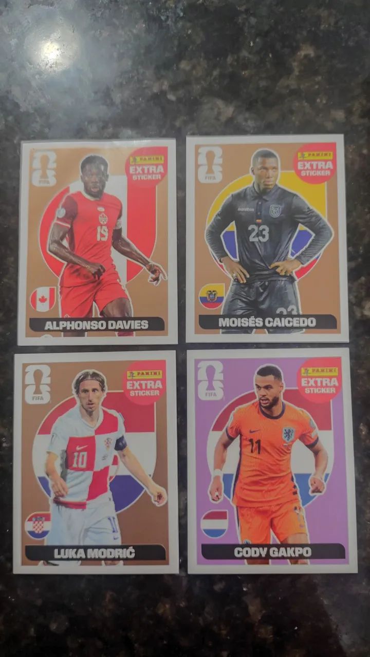 Figurinhas Legends 