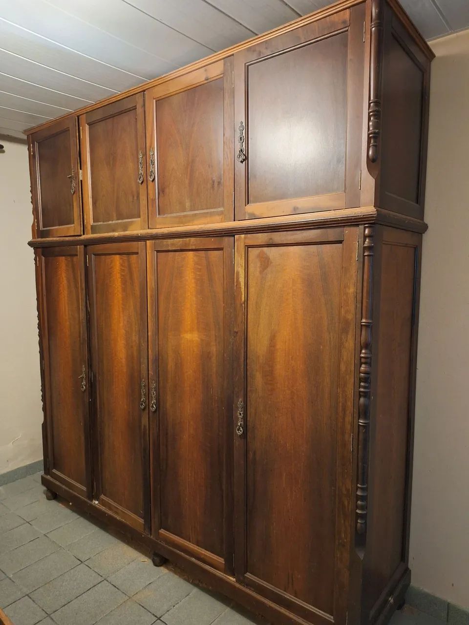 Roupeiro de canela. - Foto 2