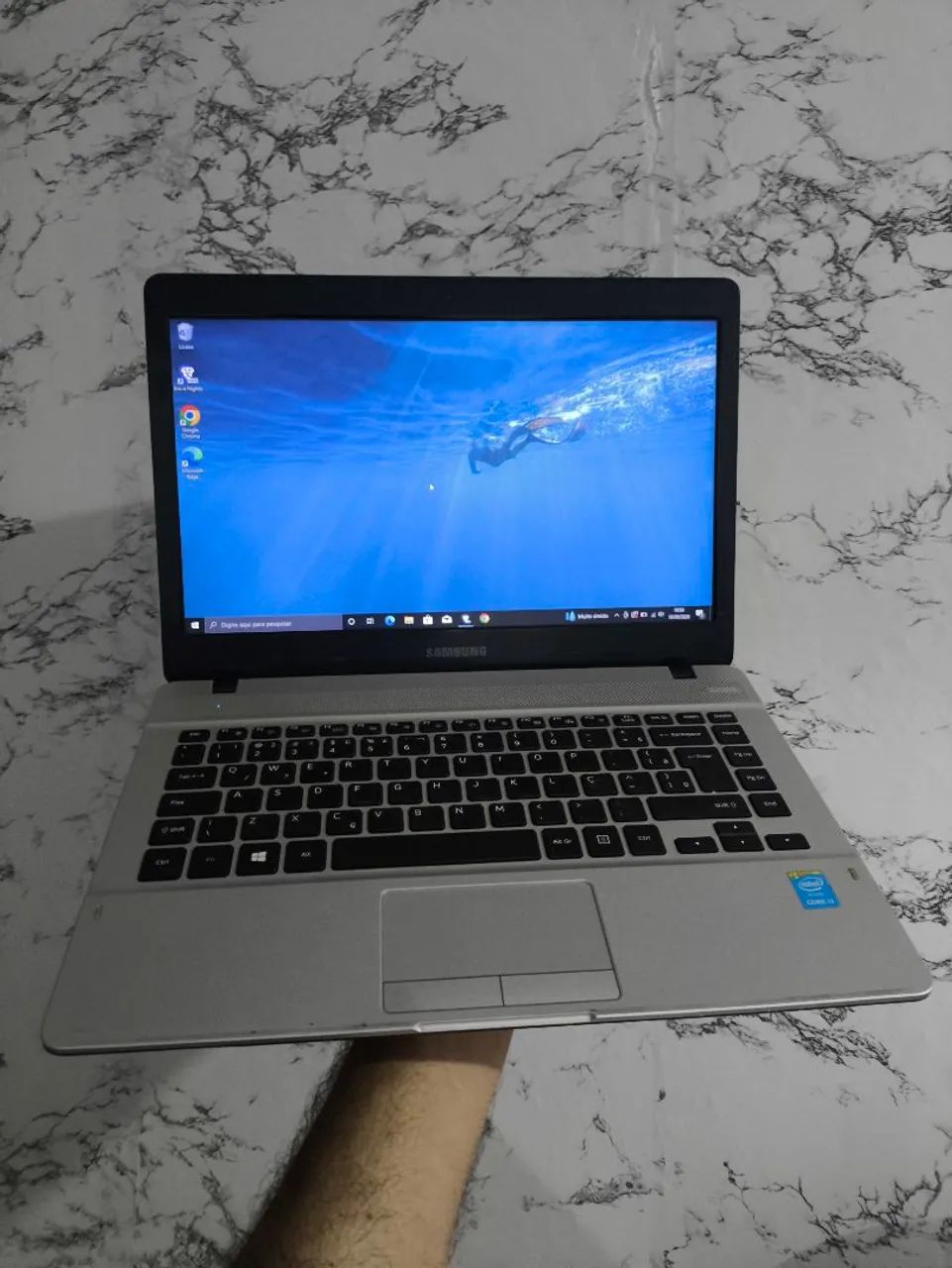 Notebook Samsung core I3 + 128GB SSD + 8GB seminovo!
