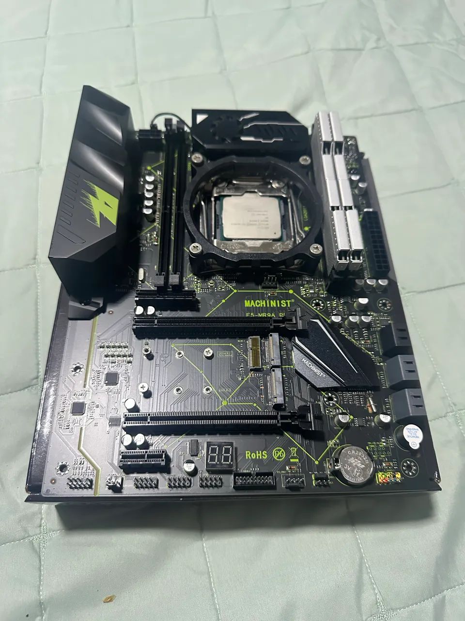 Kit Xeon completo placa mãe + processador + memória NOVO - Foto 4