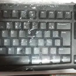 Teclado USB usado Logitech404034207508736000