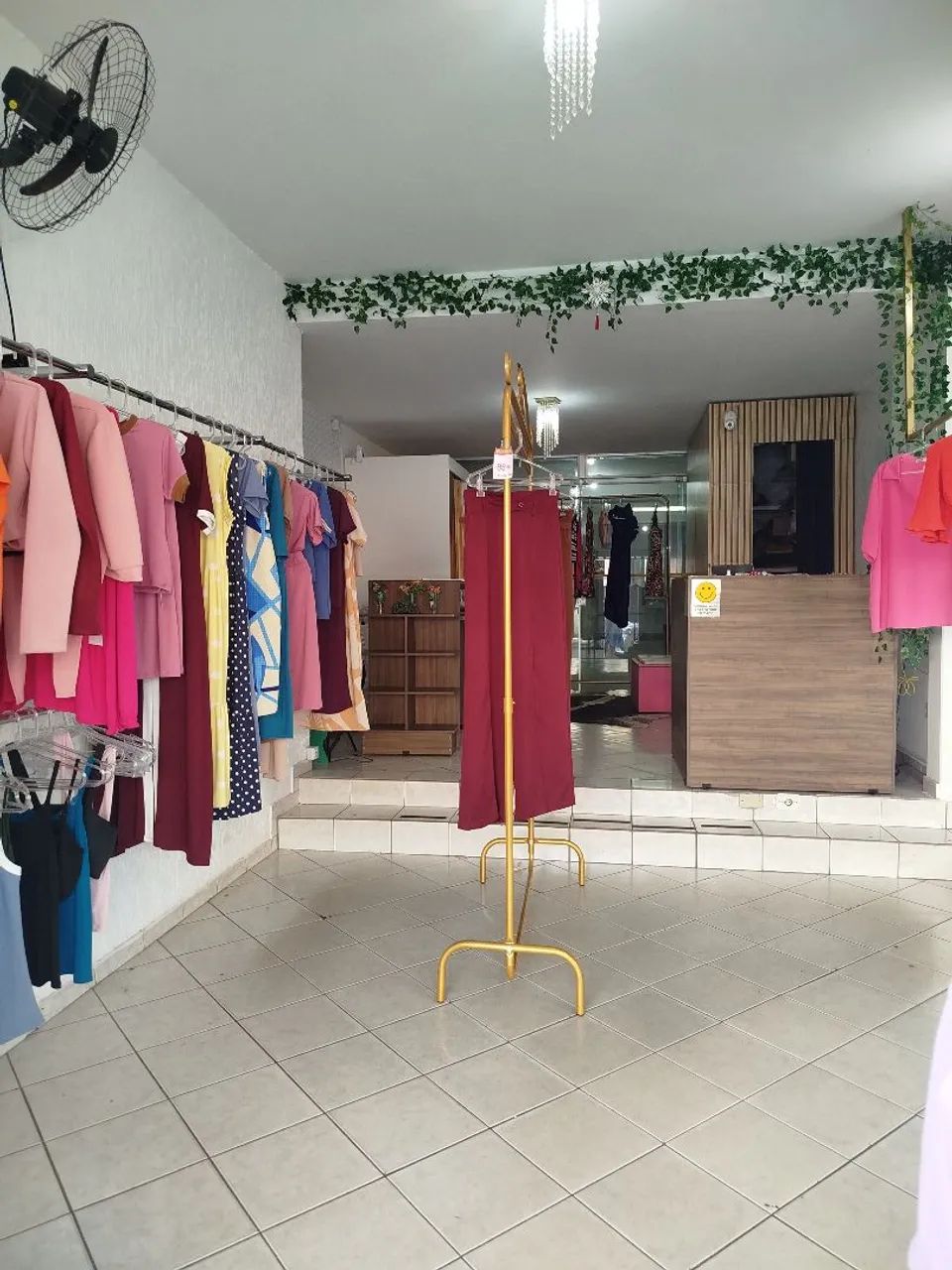 Vendo loja de roupa  - Foto 3