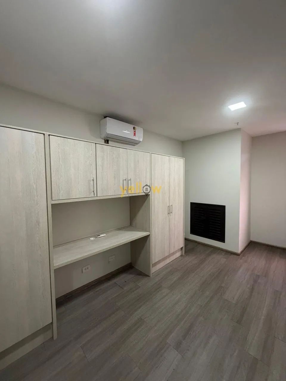 Sala em Arujá Center Ville - Arujá, SP