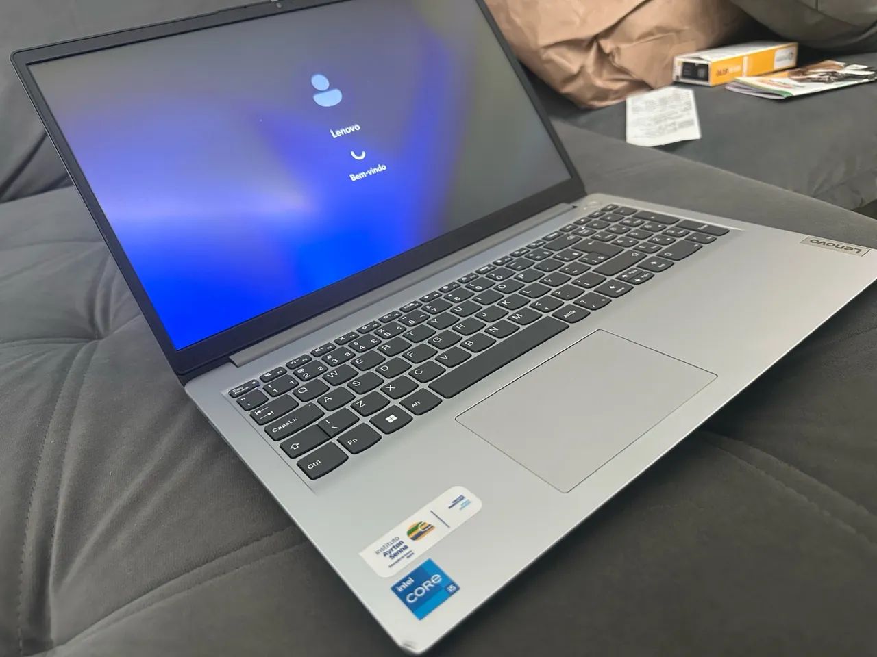 Notebook Lenovo i5 12geracao - Foto 2
