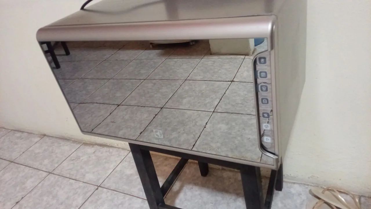 Microondas Eletrolux Espelhado 31 litros 