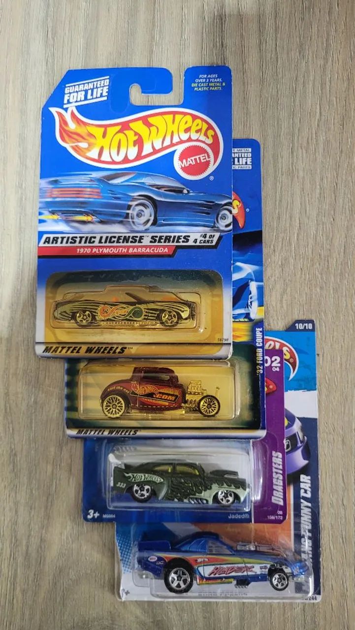Hot Wheels 1:64 diversos - Hobbies e coleções - Indianópolis