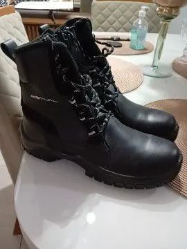 Bota coturno de segurança EPI couro preto