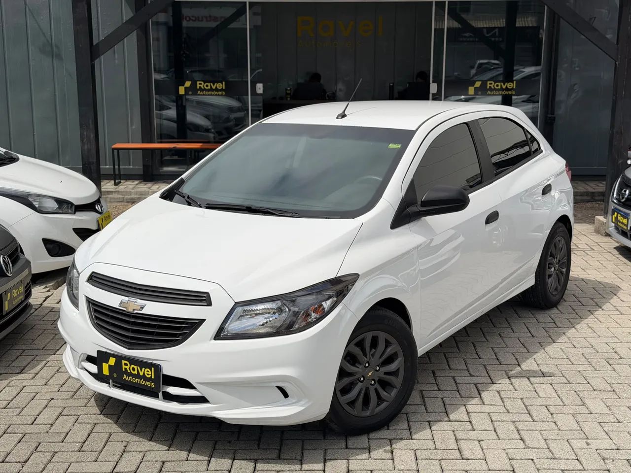 Chevrolet Onix JOY Hatch 1.0 8V Flex Mec. 4P 2019