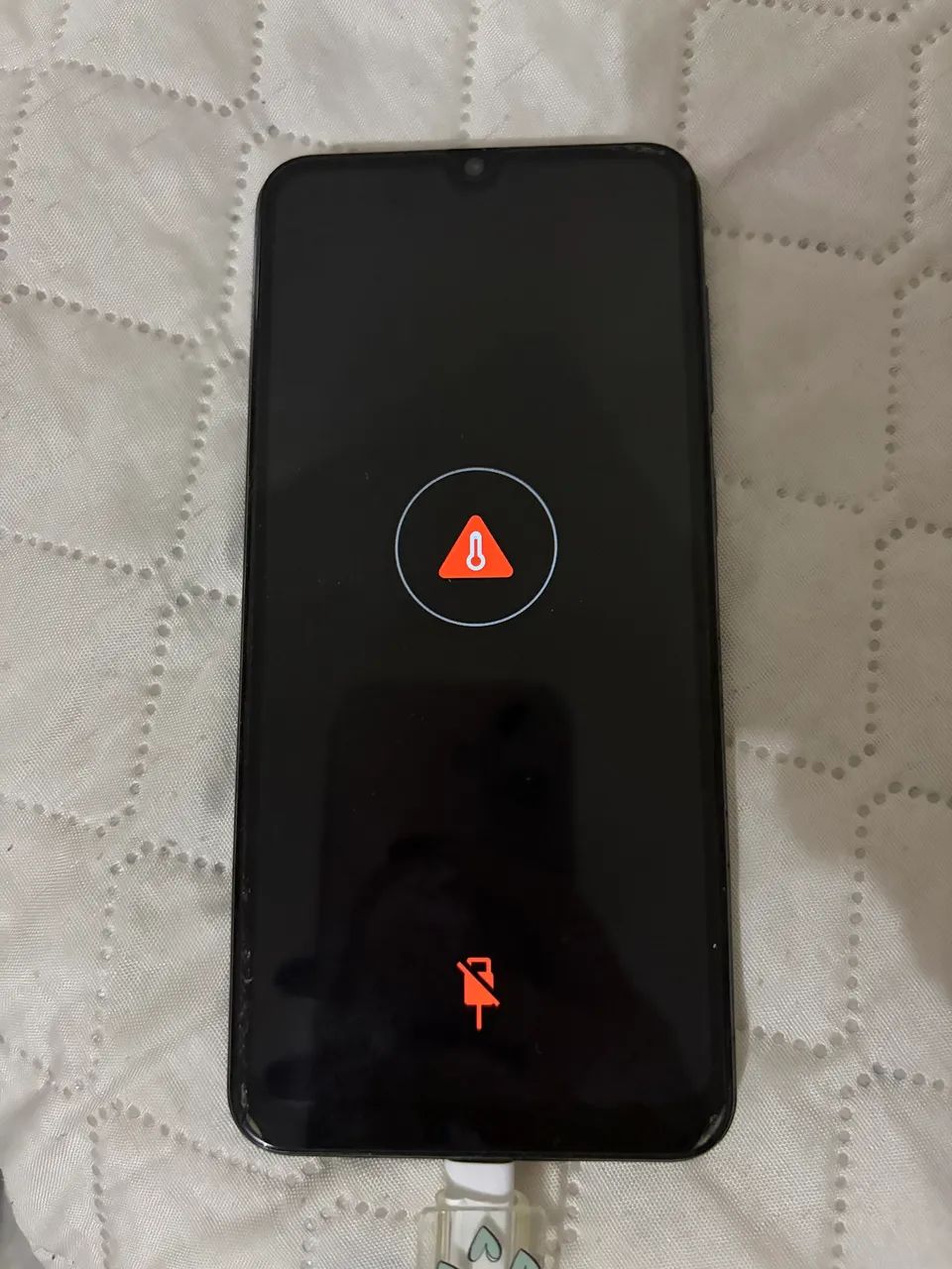 Samsung A50 - Usado + c/ defeito - Foto 4