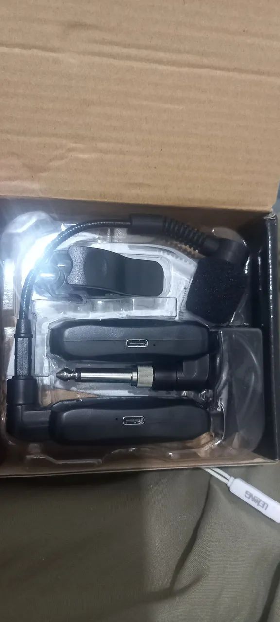 Microfone sem fio para sax trombone trompete