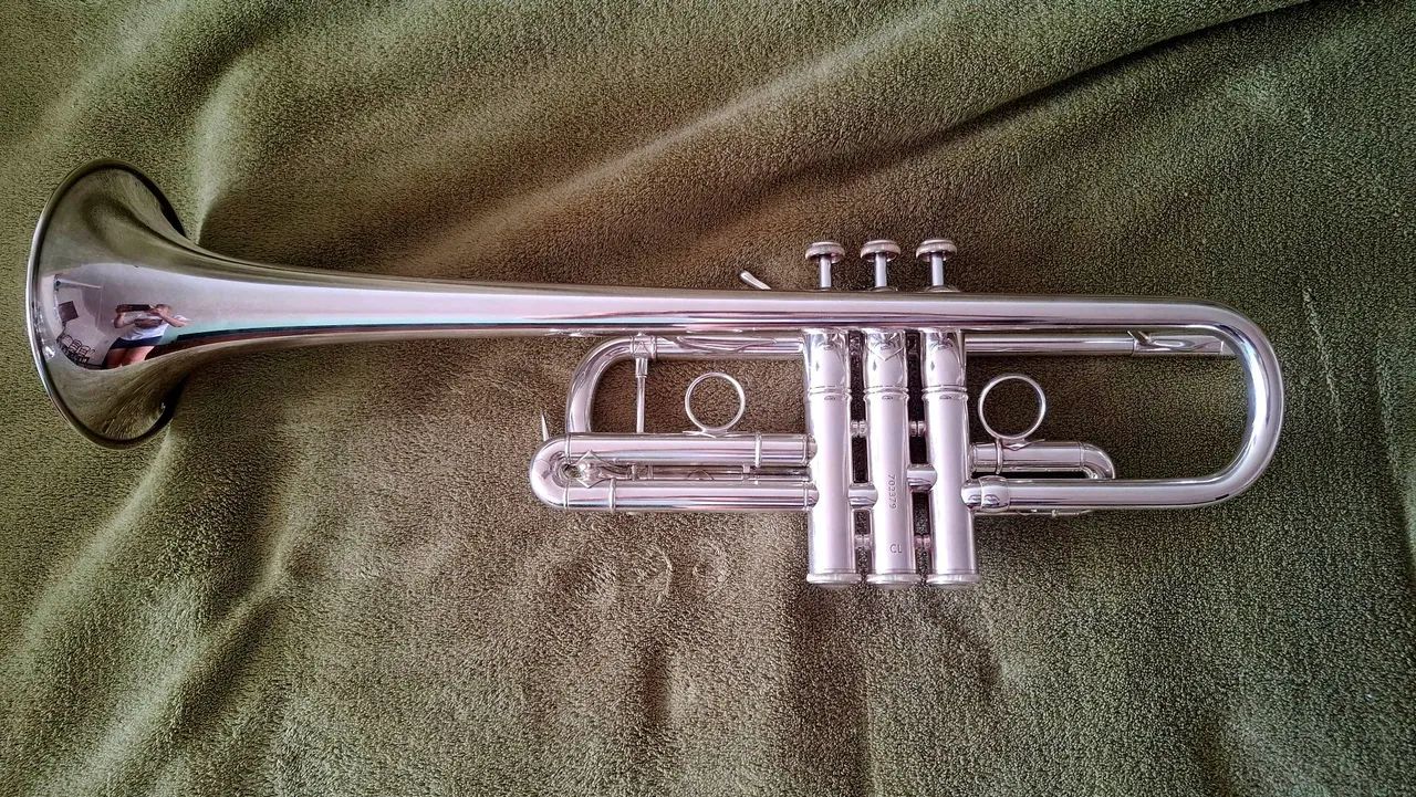 Trompete em C Bach -  Chicago 229 - Foto 3