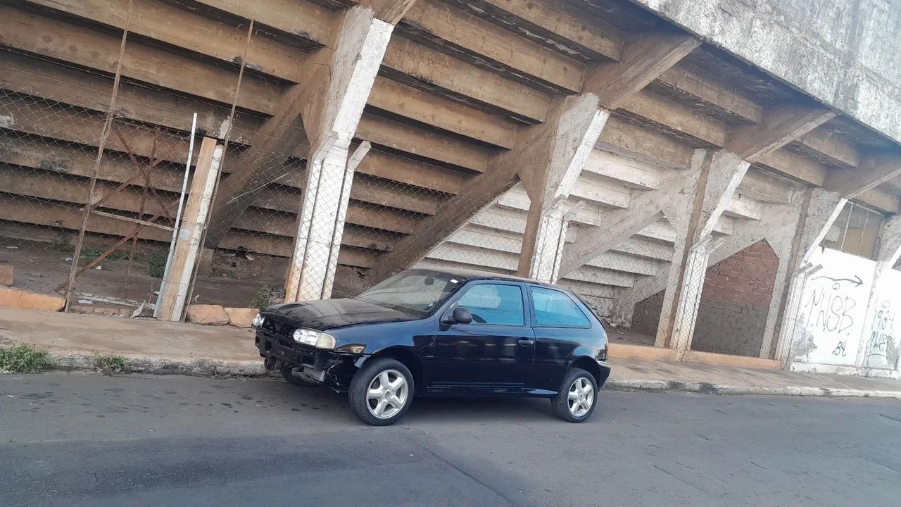 VENDO GTI 2.0 16v 1997 - Foto 2
