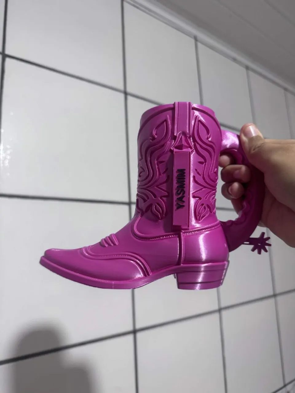 Bota Porta Latinha e Latao