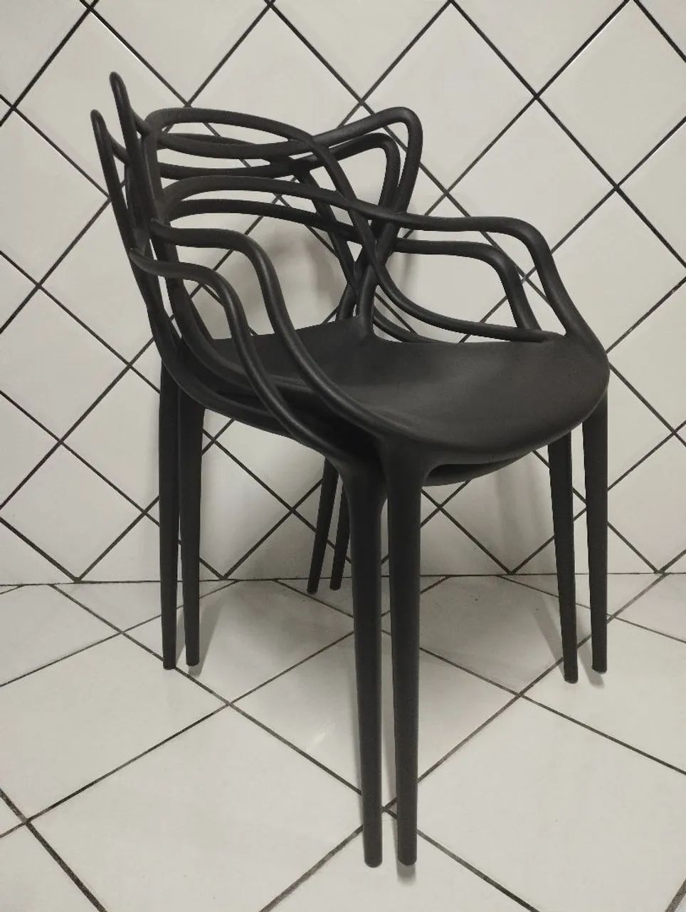 CADEIRAS DECORATIVAS ATÉ 180KG