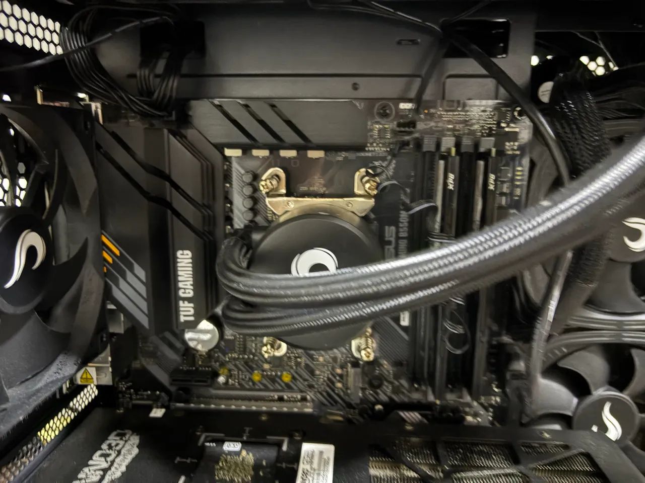 Vendo Pc gamer ryzen 7 5800x - Foto 2