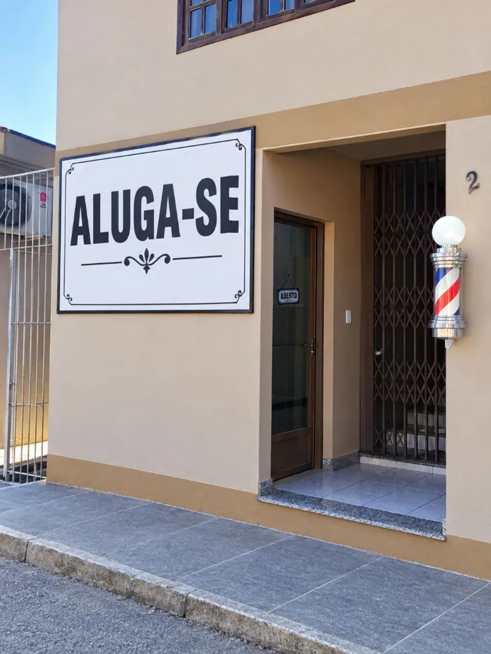 Aluga-se Sala comercial 