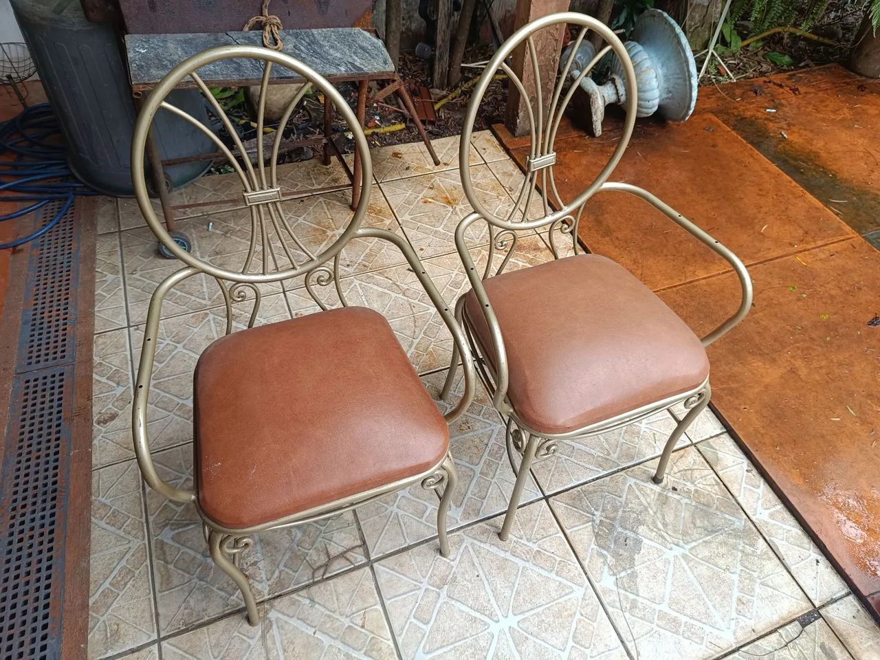Cadeira de ferro 