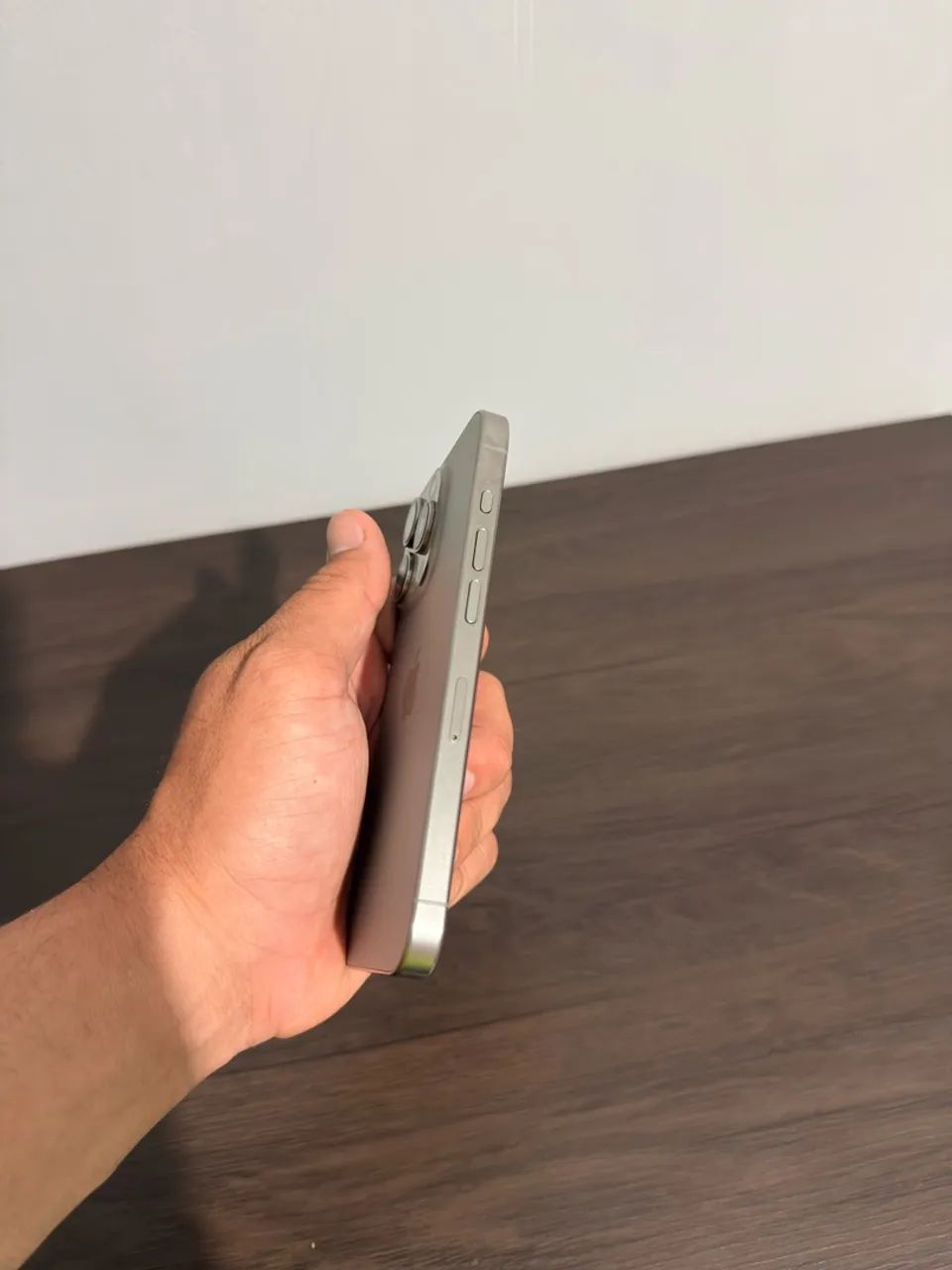 iPhone 15 pro - Foto 3