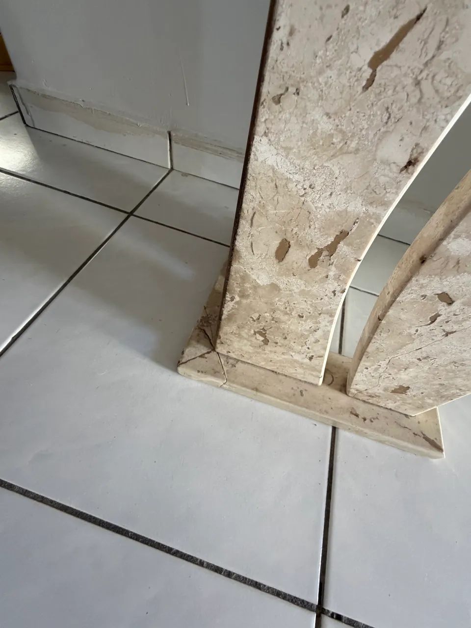 Aparador de Mármore e Vidro  - Foto 4