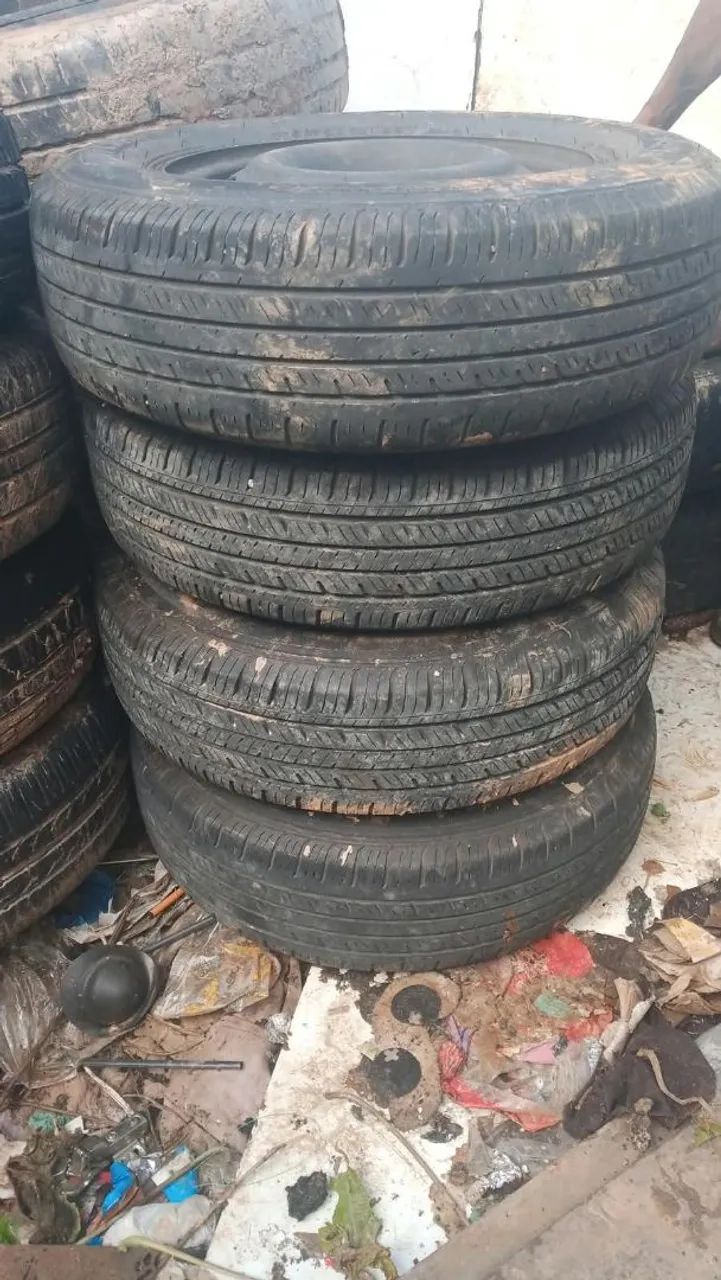 Pneus com aro no preçin