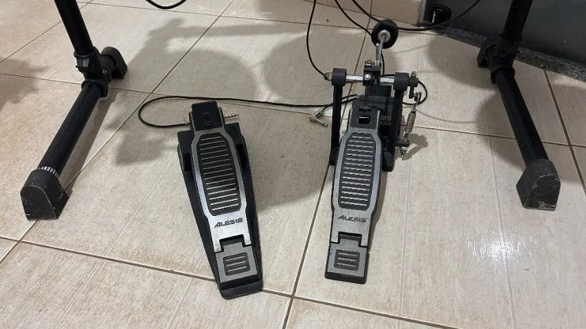 Bateria Eletrônica ALESIS DM7X - Foto 3