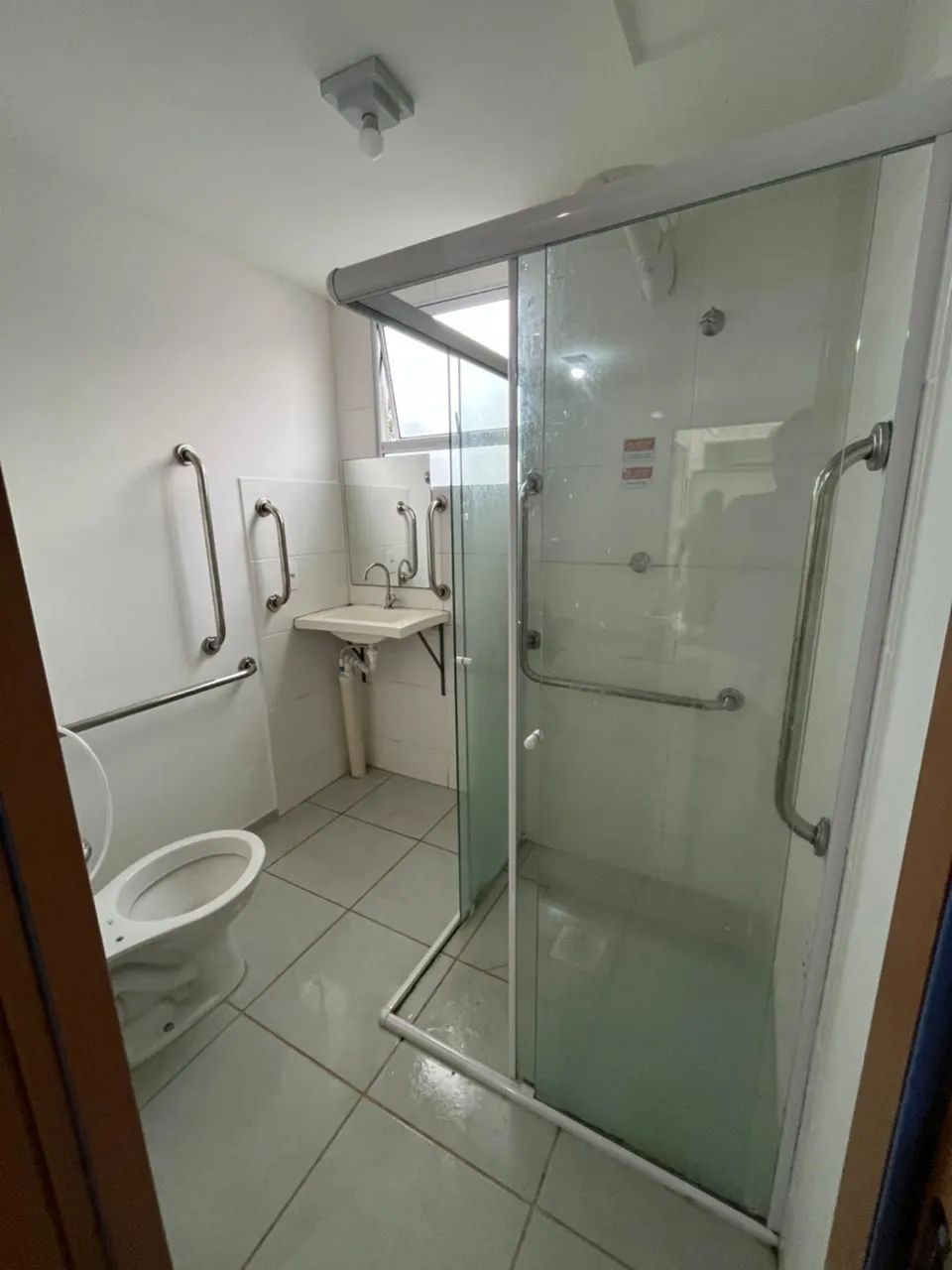 Alugo apartamento 2 quartos - R$1.400,00 - Foto 3