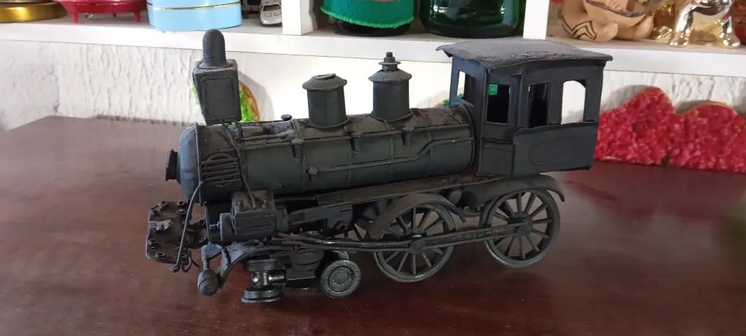 Locomotiva de metal
