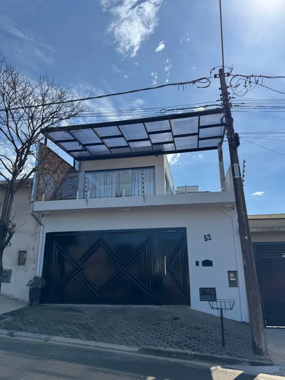 Casa para venda tem 285 metros quadrados com 4 quartos