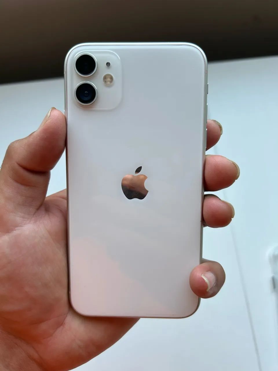 iPhone 11 Branco - impecável  - Foto 2