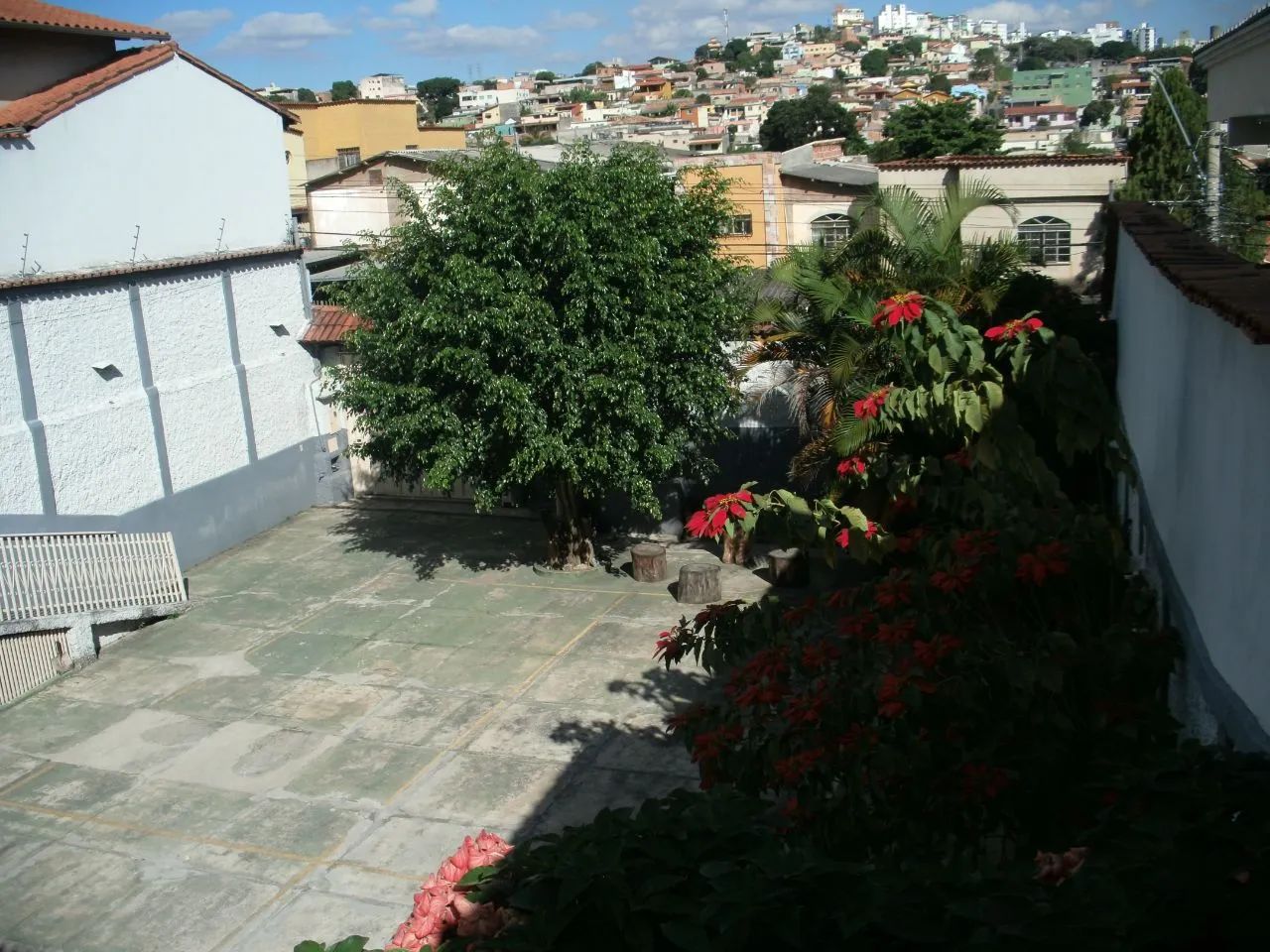 Casa 4 Dormitório(s) Bairro Eymard - Foto 5