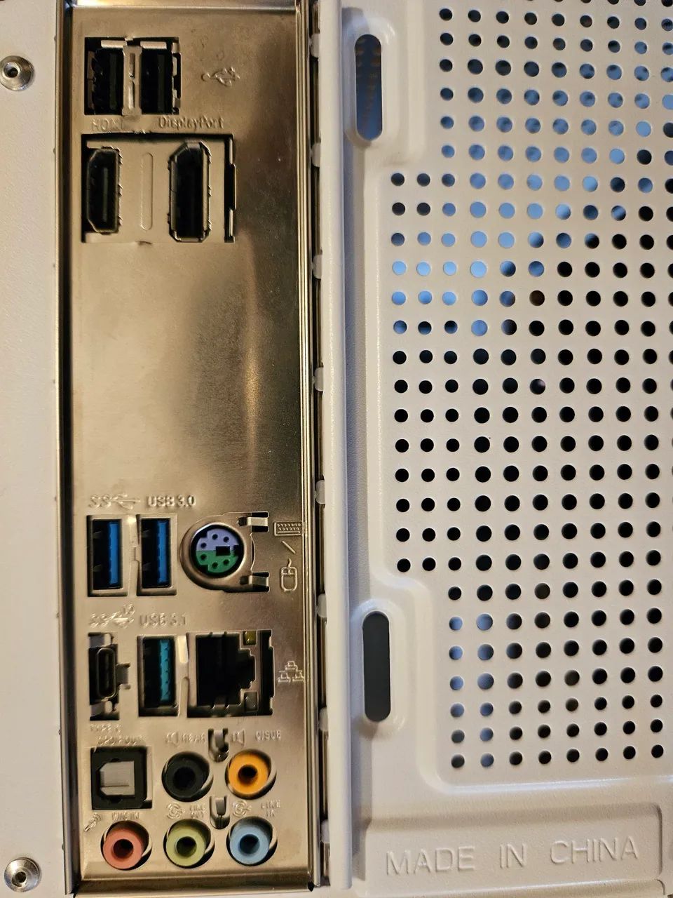 Pc Branco I3 (7 geração) com placa Asus Z170AR funcionando - Foto 5