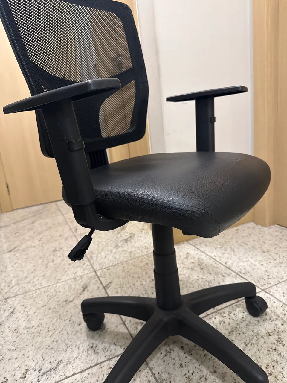 Cadeira de escritório  - Foto 2