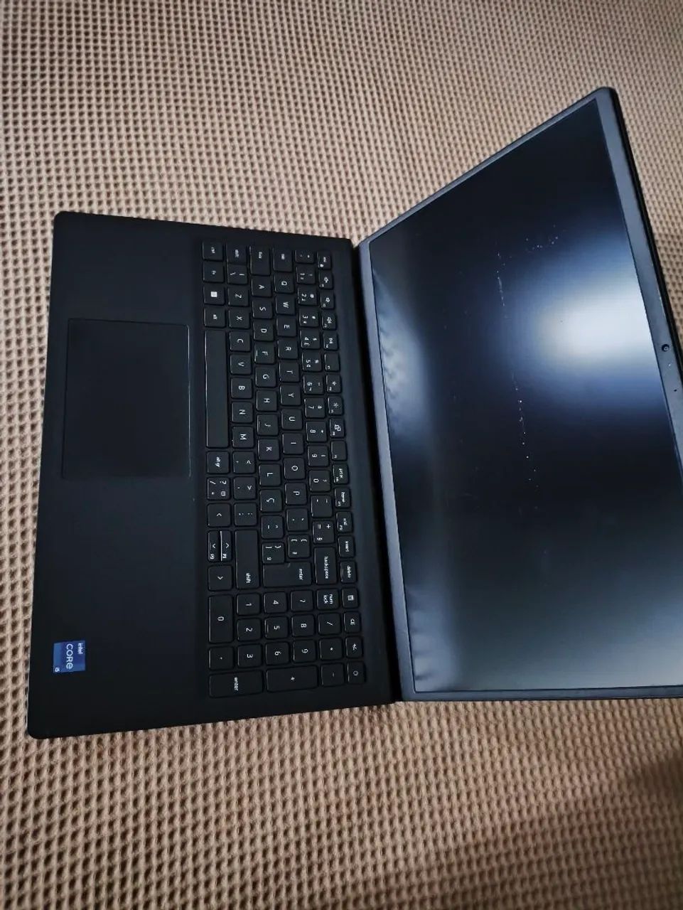 Notebook Dell Inspiron 15 3520 - Tela 120hz