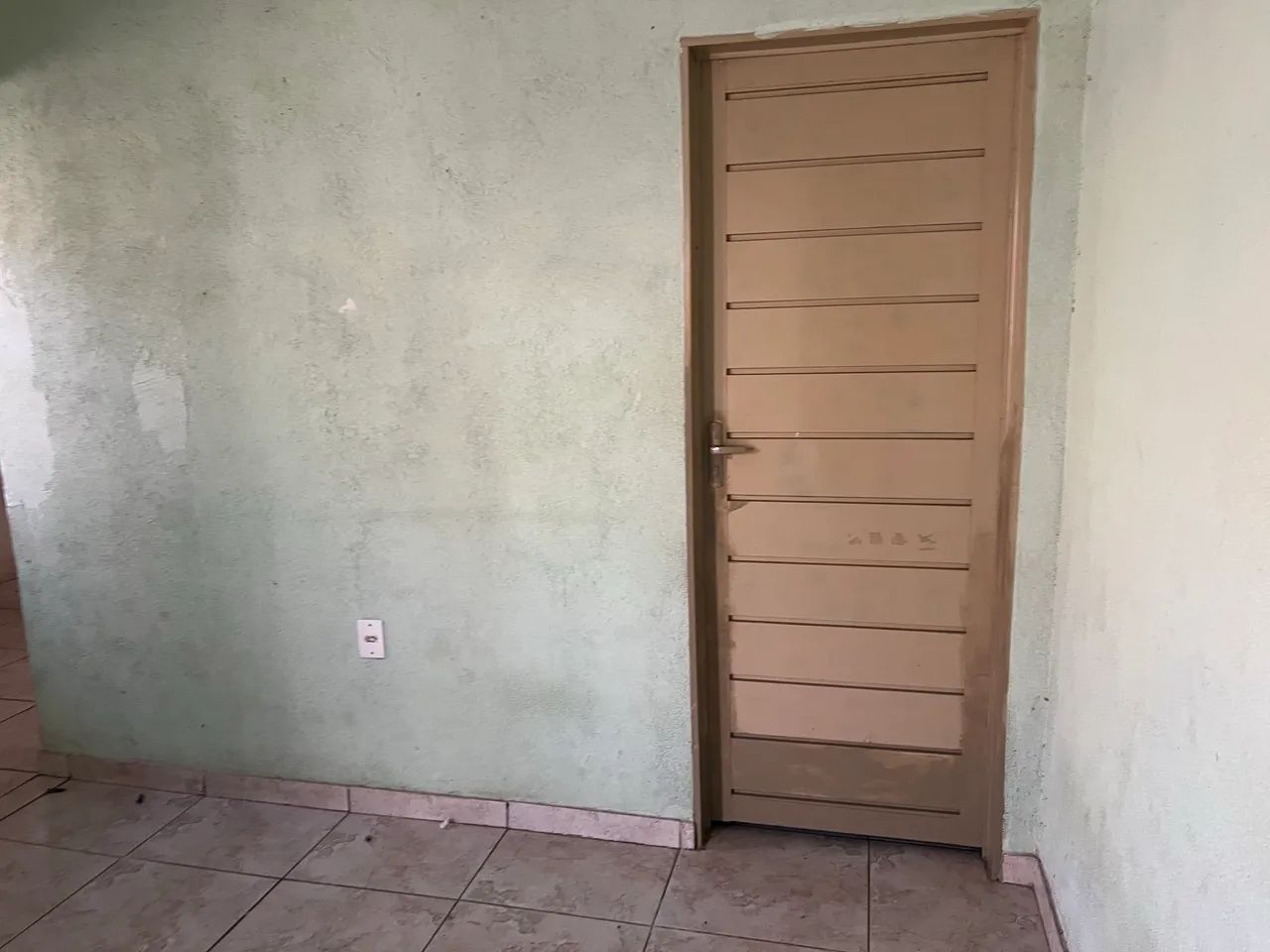 Casa com 2 quartos forrada cisterna 800,00 - Foto 3