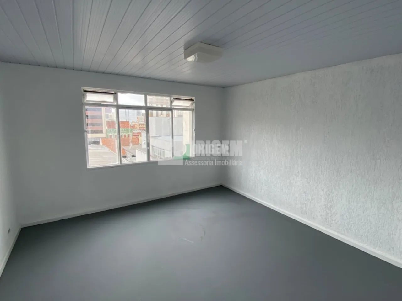 Espaço Comercial com ampla sacada no Largo da Ordem - Foto 4