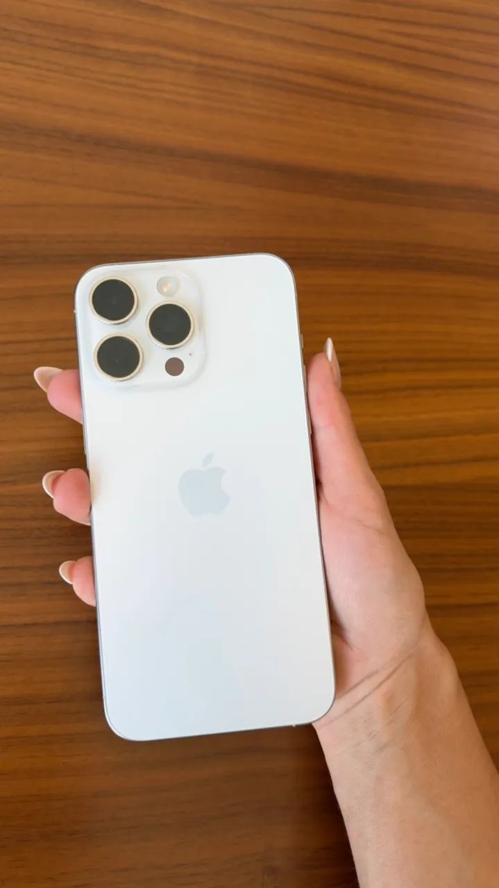 Iphone 15 Pro Max - Foto 3