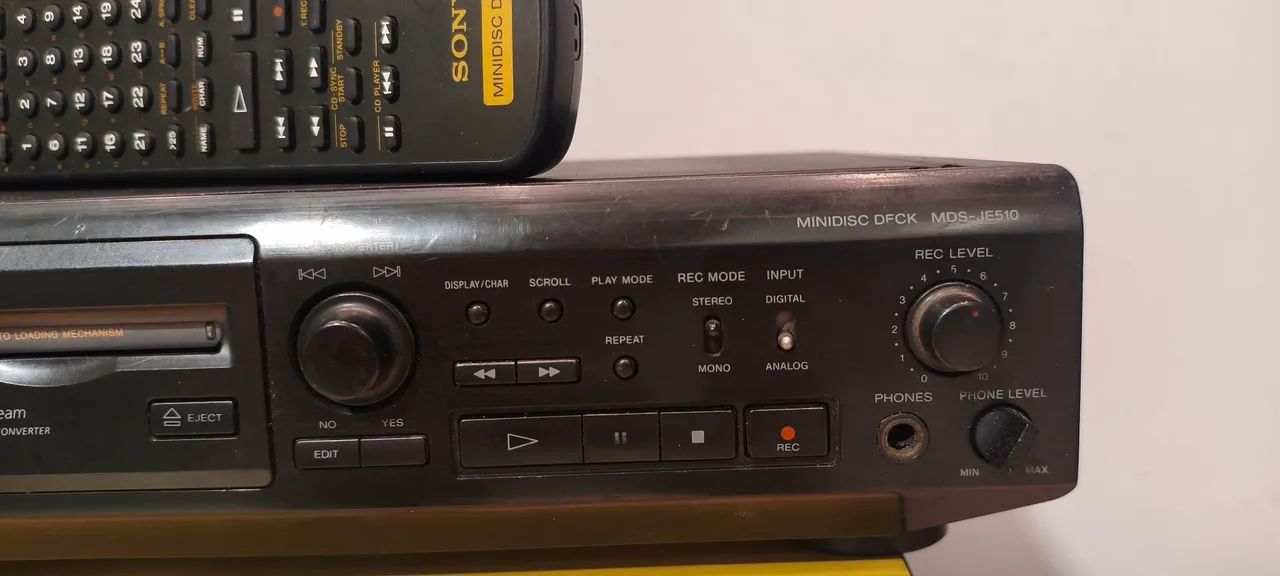 MD Sony MDS JE 510 com controle remoto Minidisc  - Foto 4