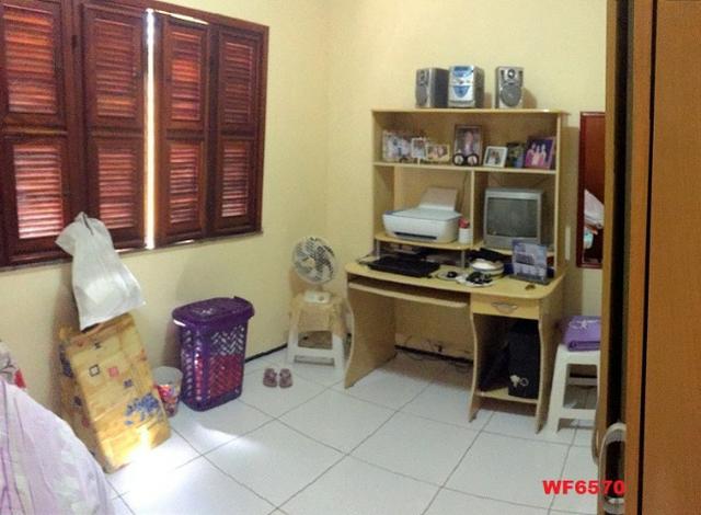 Casa plana no Castelão, 3 quartos, 6 vagas, deck com churrasqueira, - Foto 7