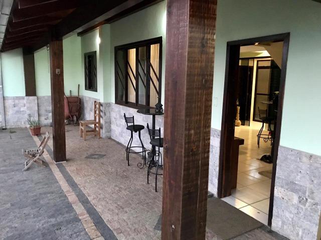 Vendo Belíssima casa com ótima Localização! - Foto 3